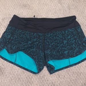 Lululemon Speed Up Shorts 2.5”